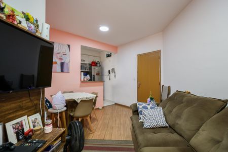 Sala de apartamento à venda com 2 quartos, 79m² em Jardim Henriqueta, Taboão da Serra