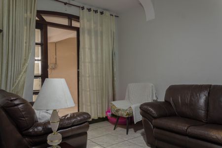 Sala de casa à venda com 3 quartos, 210m² em Vila Tupi, São Bernardo do Campo