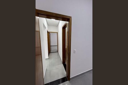 Casa à venda com 3 quartos, 151m² em Jardim Marambaia, Jundiaí