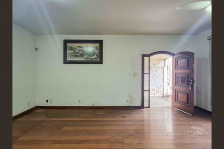 Sala de casa de condomínio para alugar com 5 quartos, 197m² em Vila Pirajussara, São Paulo