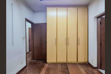 Quarto 2 - Suíte de casa de condomínio para alugar com 5 quartos, 197m² em Vila Pirajussara, São Paulo