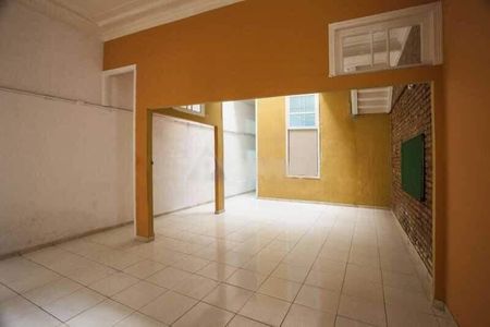 Casa à venda com 1 quarto, 246m² em Centro, Lapa