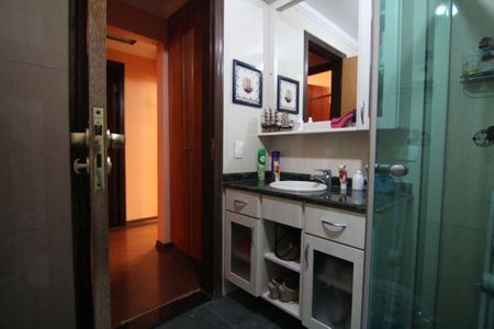 Apartamento à venda com 3 quartos, 129m² em Vila Santo Estefano, São Paulo