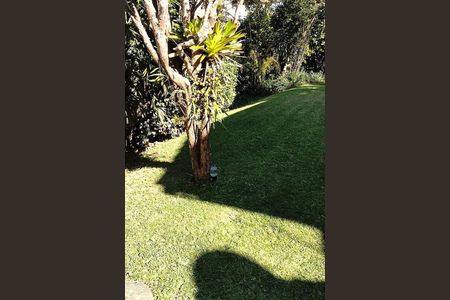 Casa à venda com 3 quartos, 200m² em Jardim Itacolomi, São Paulo