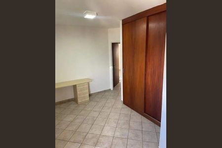 Apartamento à venda com 2 quartos, 74m² em Bosque, Campinas