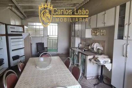 Casa à venda com 3 quartos, 720m² em Asteca, Santa Luzia