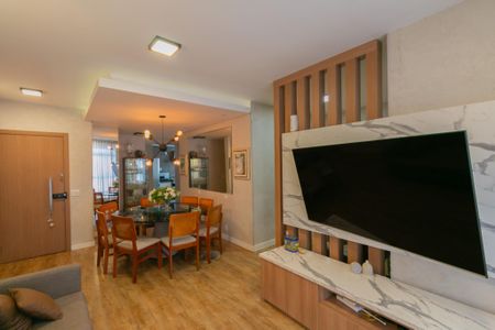 Sala de apartamento à venda com 3 quartos, 130m² em Belvedere, Belo Horizonte