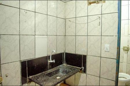 Cozinha de apartamento para alugar com 1 quarto, 45m² em Vila Redenção, Goiânia