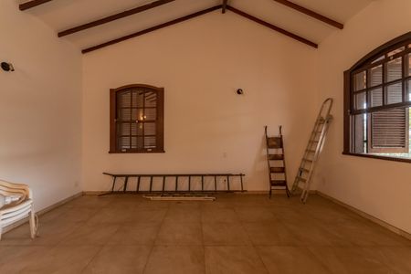 Sala de casa à venda com 4 quartos, 280m² em Pampulha, Belo Horizonte