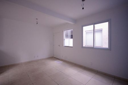 Sala de apartamento à venda com 2 quartos, 49m² em Vila Gumercindo, São Paulo