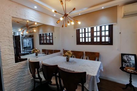 Detalhe Sala de casa à venda com 4 quartos, 155m² em Jardim das Palmas, São Paulo