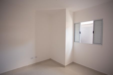 Quarto de kitnet/studio para alugar com 1 quarto, 27m² em Carandiru, São Paulo