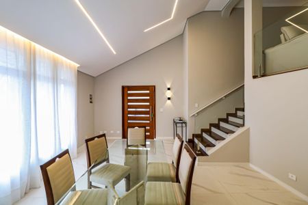 Sala 2 de casa para alugar com 5 quartos, 550m² em Vila Pirajussara, São Paulo