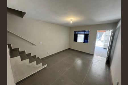 Foto 06 de casa à venda com 2 quartos, 68m² em Vila Brasilio Machado, São Paulo