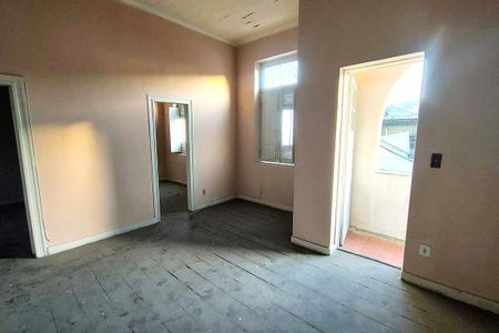 Casa à venda com 9 quartos, 400m² em Ponta D’areia, Niterói