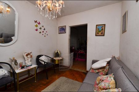 Sala de casa à venda com 5 quartos, 400m² em Ipiranga, Belo Horizonte
