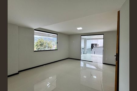 Sala de casa para alugar com 5 quartos, 292m² em Santo Antônio, Niterói