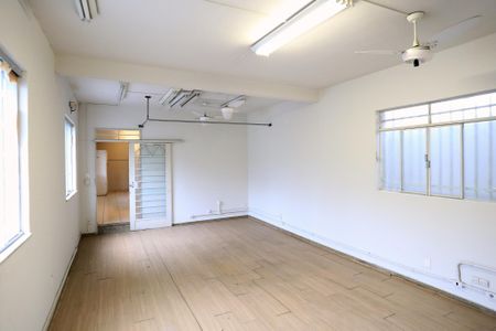 Sala de apartamento para alugar com 1 quarto, 180m² em Carmo, Belo Horizonte