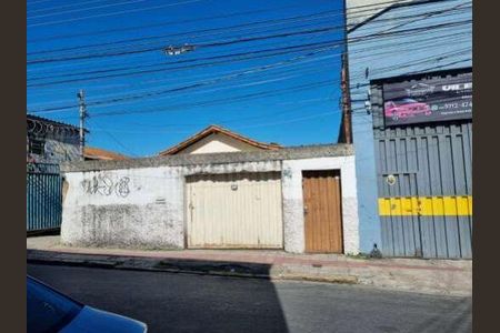 Casa à venda com 2 quartos, 138m² em Bonfim, Belo Horizonte
