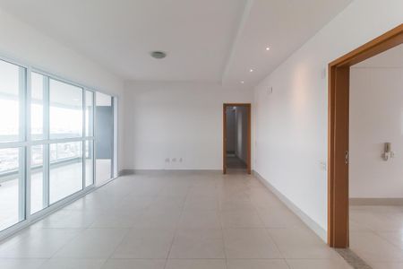 Sala de apartamento para alugar com 4 quartos, 170m² em Centro, Mogi das Cruzes