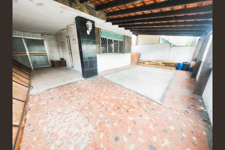 Casa à venda com 4 quartos, 198m² em Tauá, Rio de Janeiro