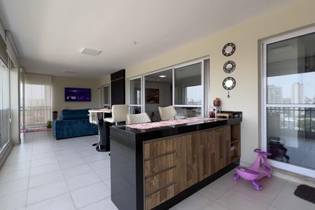 Varanda gourmet de apartamento à venda com 4 quartos, 194m² em Parque Renato Maia, Guarulhos