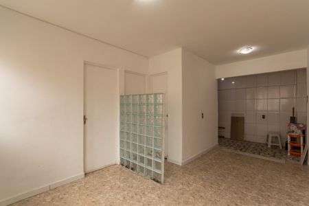 Sala de apartamento para alugar com 2 quartos, 40m² em Planalto, Belo Horizonte