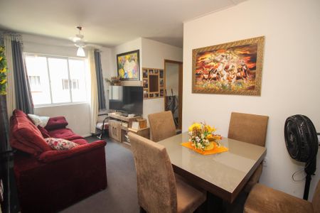 Sala de apartamento para alugar com 2 quartos, 200m² em Chapéu do Sol, Porto Alegre