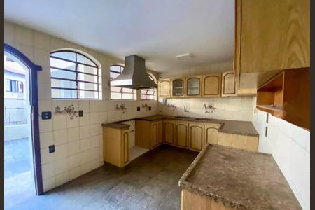Cozinha de casa para alugar com 4 quartos, 453m² em Pampulha, Belo Horizonte