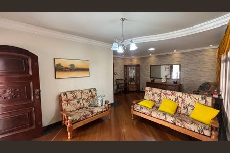 Sala de casa à venda com 4 quartos, 249m² em Jardim Monte Libano, Santo André