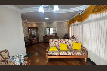 Sala de casa à venda com 4 quartos, 249m² em Jardim Monte Libano, Santo André
