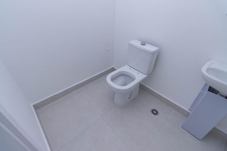 Banheiro de kitnet/studio à venda com 0 quarto, 24m² em Chácara Klabin, São Paulo