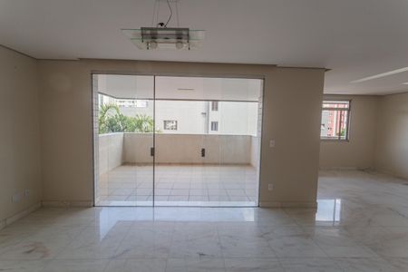 Varanda na Sala de apartamento à venda com 4 quartos, 175m² em Santa Tereza, Belo Horizonte