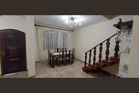 Sala de casa para alugar com 3 quartos, 200m² em Taquara, Rio de Janeiro