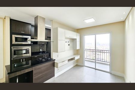 Sala de apartamento à venda com 2 quartos, 58m² em Umuarama, Osasco