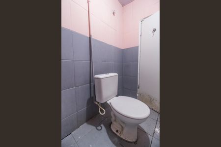 Banheiro Social de casa para alugar com 1 quarto, 55m² em Jardim Julio, Barueri