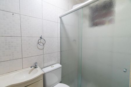 Banheiro da Suíte de casa para alugar com 2 quartos, 105m² em Jardim Oriental, São Paulo