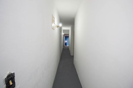 Corredor de casa para alugar com 2 quartos, 100m² em Jardim Brasil , São Paulo