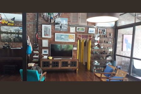 Casa à venda com 4 quartos, 230m² em Itanhangá, Rio de Janeiro