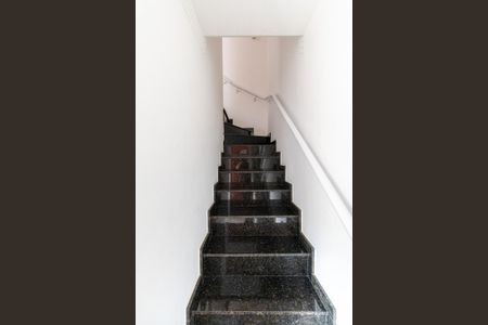 Escada de casa de condomínio à venda com 2 quartos, 80m² em Vila Ré, São Paulo