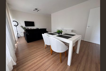 Sala de apartamento à venda com 3 quartos, 96m² em Morro do Espelho, São Leopoldo