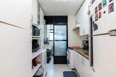 Apartamento à venda com 3 quartos, 65m² em Vila Carbone, São Paulo