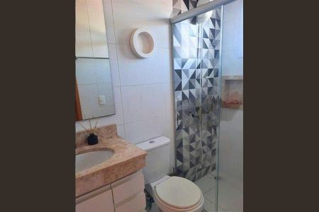 Casa à venda com 3 quartos, 167m² em Vila Constança, São Paulo