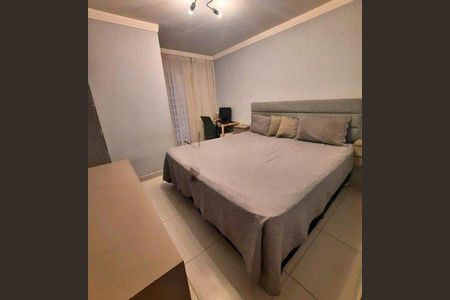 Casa à venda com 3 quartos, 167m² em Vila Constança, São Paulo