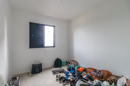 Quarto 2 de apartamento para alugar com 2 quartos, 55m² em Jardim Maria Helena, Barueri