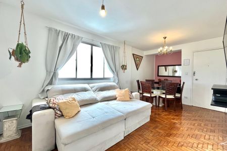 Sala de apartamento para alugar com 2 quartos, 68m² em Vila Alexandria, São Paulo