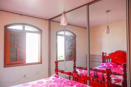 Casa para alugar com 4 quartos, 235m² em Jardim Maria Adelaide, São Bernardo do Campo