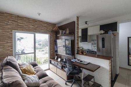 Sala/Cozinha/Área de Serviço de apartamento à venda com 2 quartos, 47m² em Jardim Castelo, São Paulo