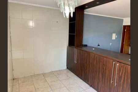 Sala de casa para alugar com 3 quartos, 192m² em Vl Sto Agostinho, Porto Alegre