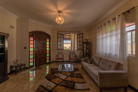 Sala de casa à venda com 3 quartos, 470m² em Jardim Leblon, Belo Horizonte